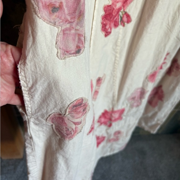 Magnolia Pearl Dress with floral appliqués - Picture 4 of 11